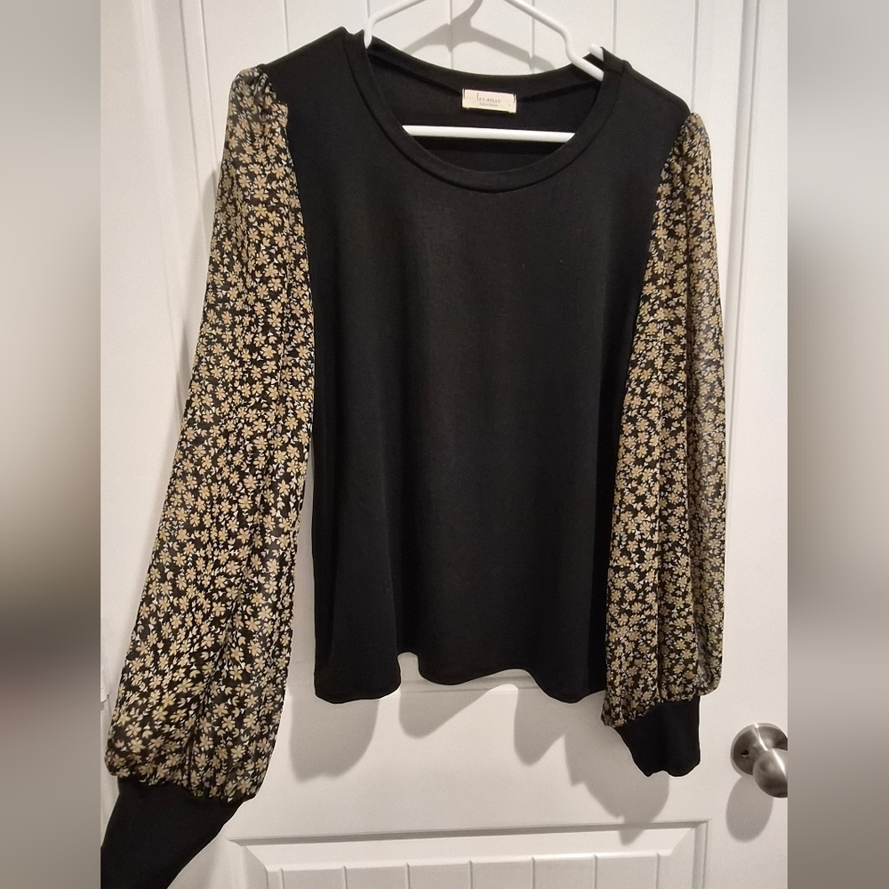 Floral Sleeve Black Top